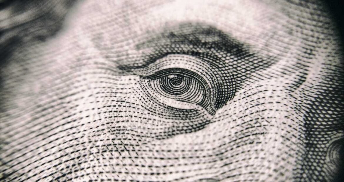 Dólar recua para R$ 5,22 diante de incertezas sobre o Payroll e redução das tensões entre EUA e Irã