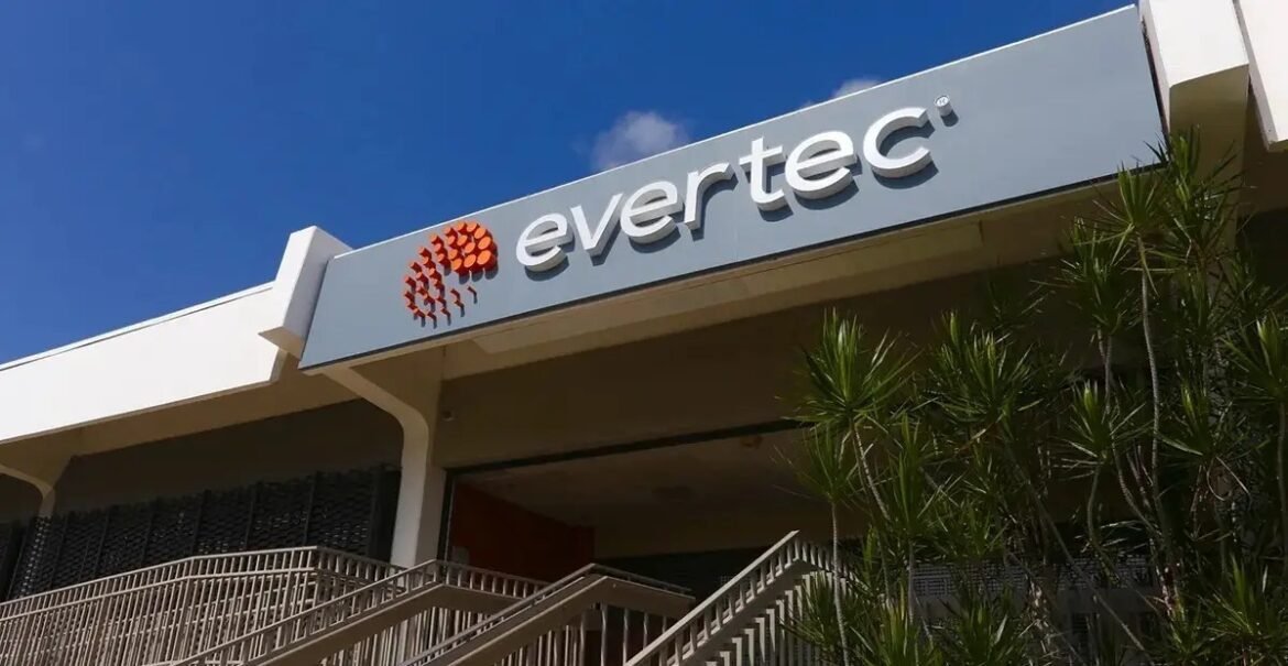 Evertec adquire Dimensa por R$ 950 milhões
