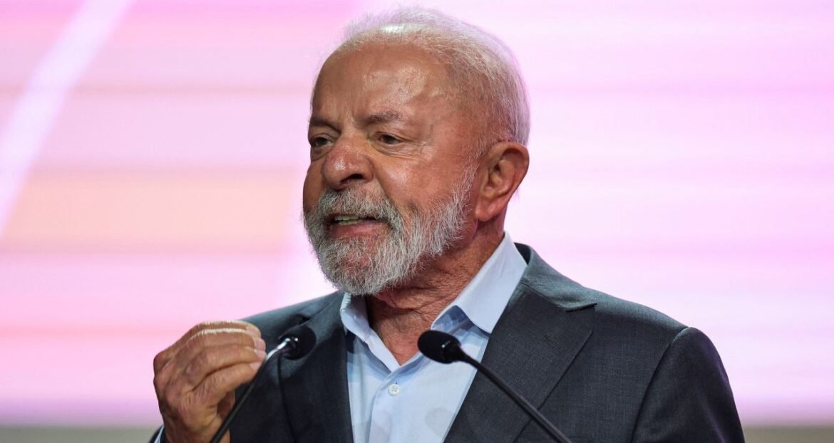 Lula afirma que libertar Bolsonaro desmoralizaria o STF em entrevista na Bahia.