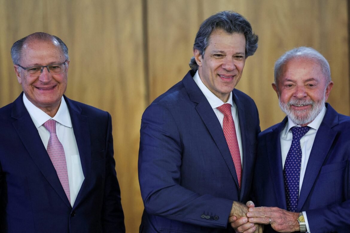 Lula se reunirá com Haddad e Alckmin na próxima semana para debater a eleição em SP.