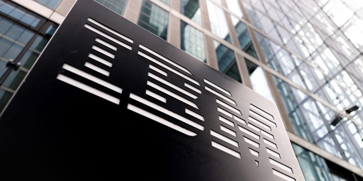 Preço das Ações da IBM Cai Após Última Atualização da IA Anthropic