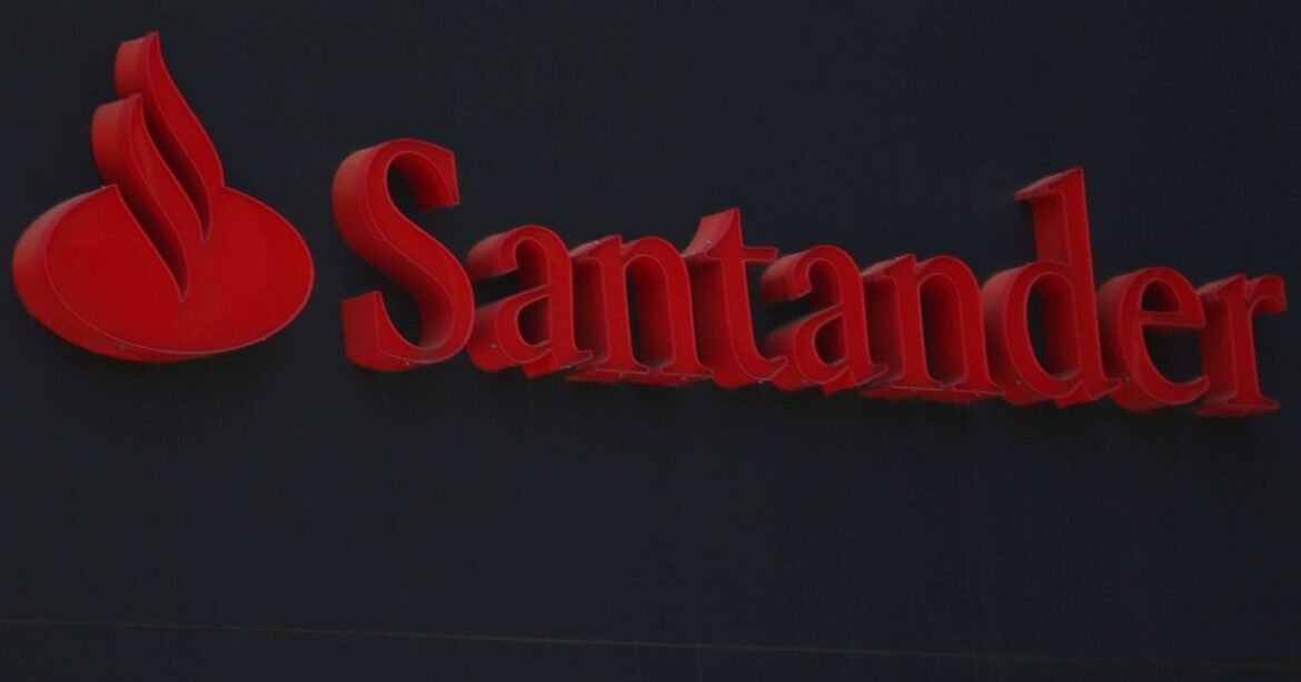 Santander despenca após anúncio da aquisição do Webster Financial nos EUA