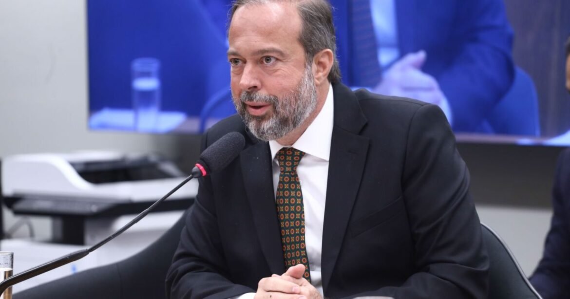 Silveira: Ajuste nos preços máximos do leilão de capacidade de energia