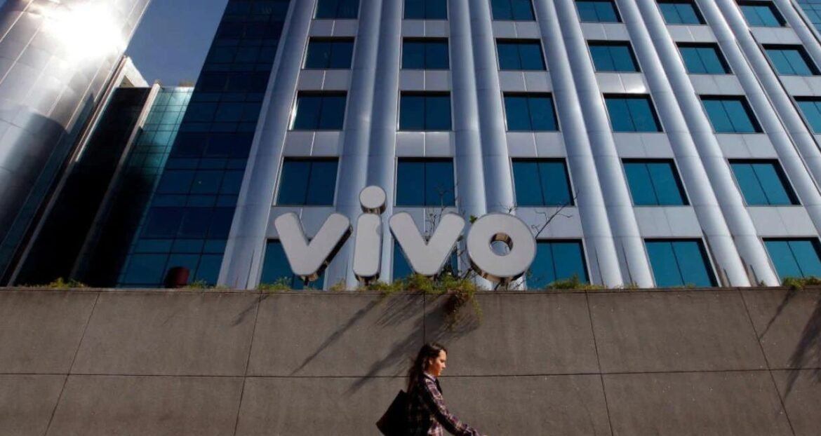 Telefônica Brasil (VIVT3) irá distribuir R$ 325 milhões em juros sobre capital próprio.