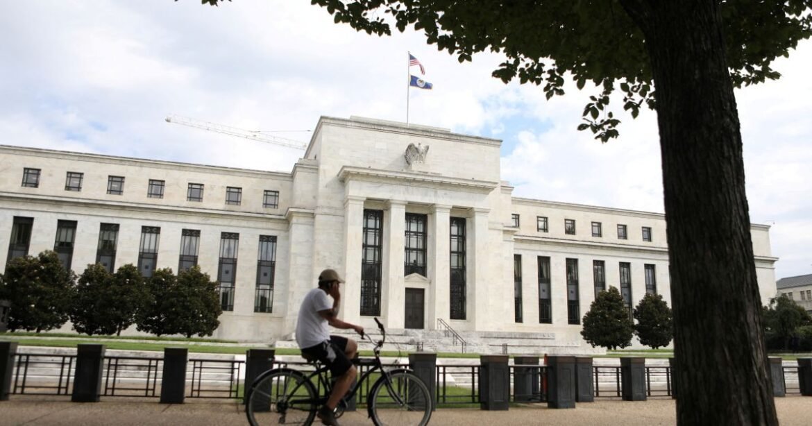 Bancos Centrais se Prepararam para Combater a Inflação Gerada pela Guerra