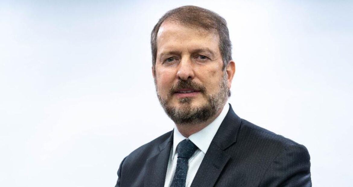 CEO da Tupy (TUPY3) renuncia após menos de um ano de polêmicas relacionadas à ingerência política.