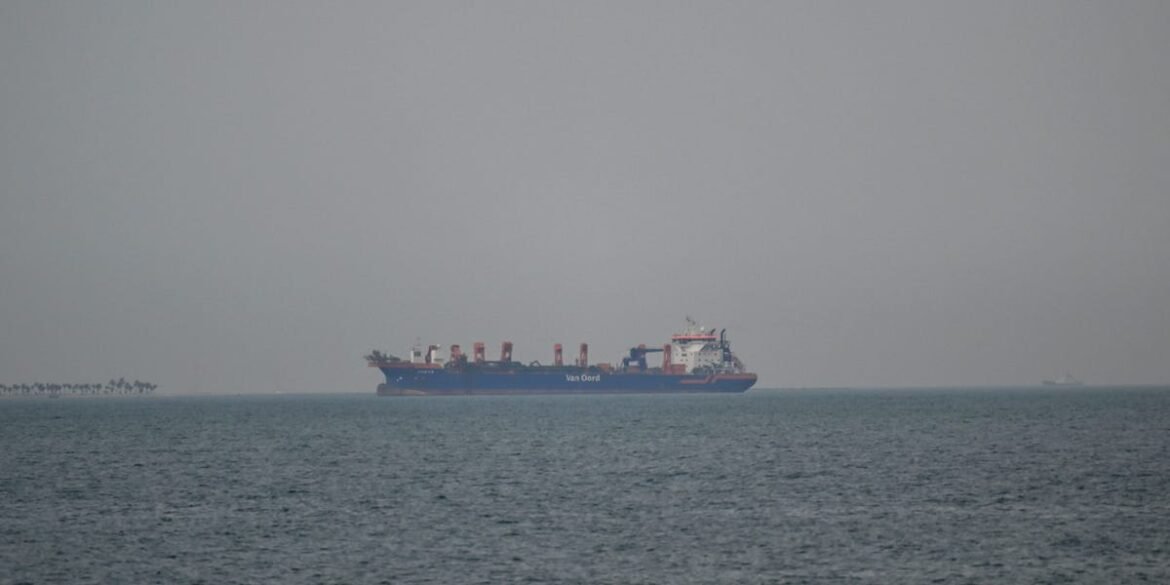 Guerra no Irã deve impulsionar ações de metais e mineração. Confira as principais escolhas da Jefferies.