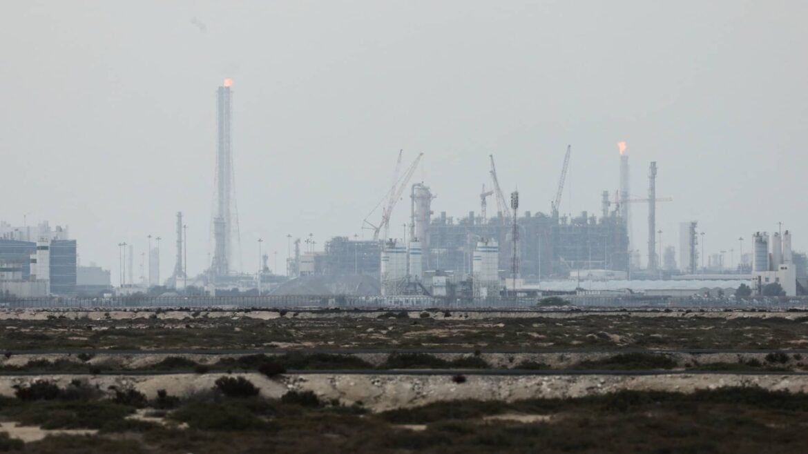 Há outro mercado de energia que pode ser mais afetado do que o petróleo pelo fechamento do Estreito de Ormuz.