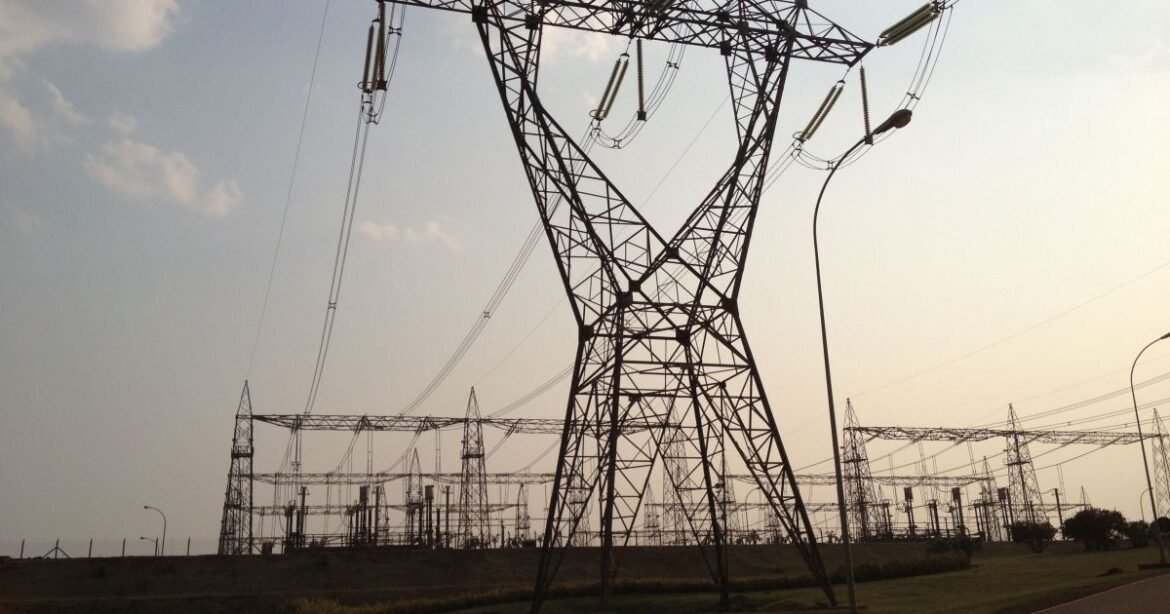 Tarifa da Light terá reajuste de 8,59% a partir deste domingo (15)