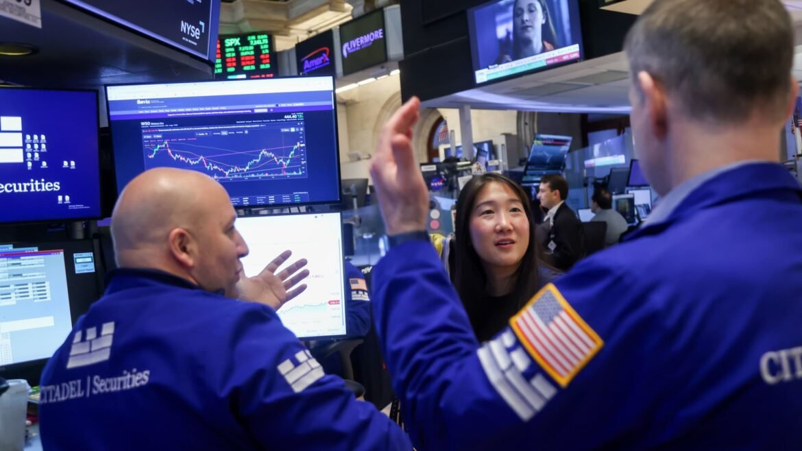 Mercado de ações hoje: Atualizações ao vivo