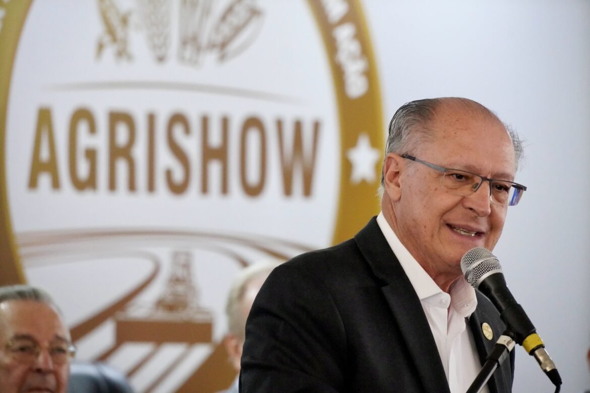 Alckmin destaca a importância da responsabilidade fiscal para aprimorar o seguro rural na Agrishow.