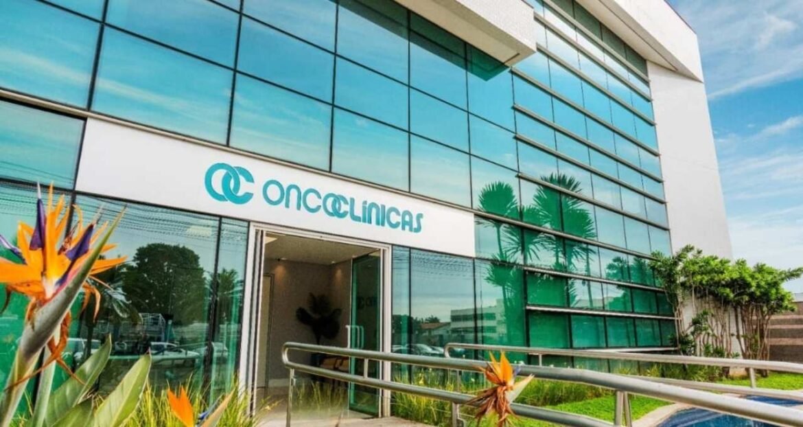 Após atraso na divulgação do balanço, Oncoclínicas (ONCO3) registra prejuízo de R$ 1,5 bilhão no 4T25.