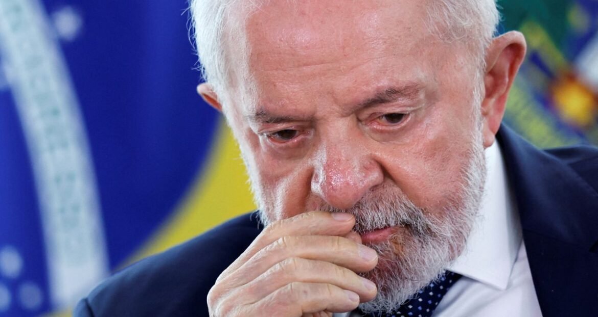 Após derrota histórica, governo Lula busca reorganizar base e evitar impactos nas próximas decisões no Congresso.