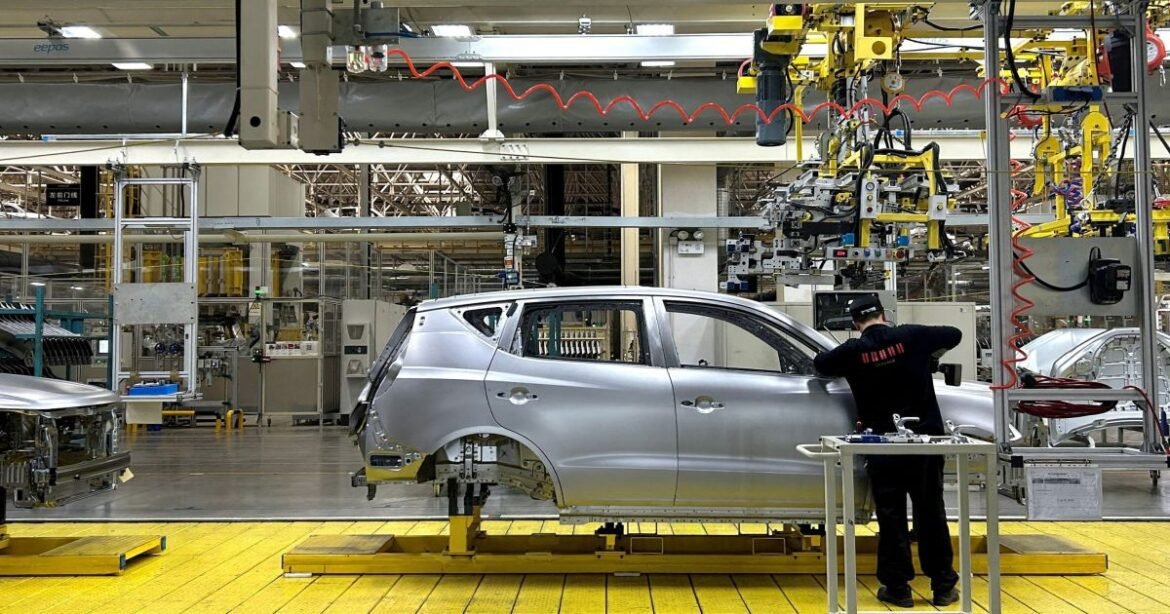 Brasil e Argentina selam acordo para modernização da indústria automotiva.