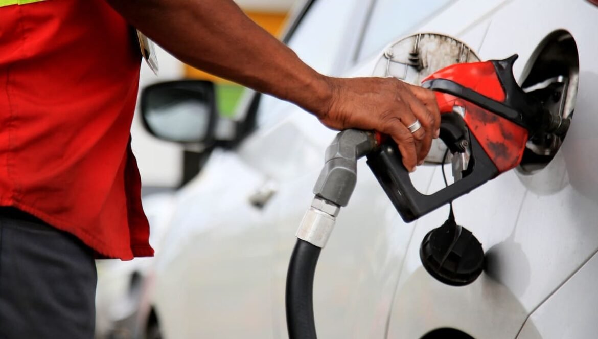 Governo analisará aumento da mistura de etanol na gasolina em maio