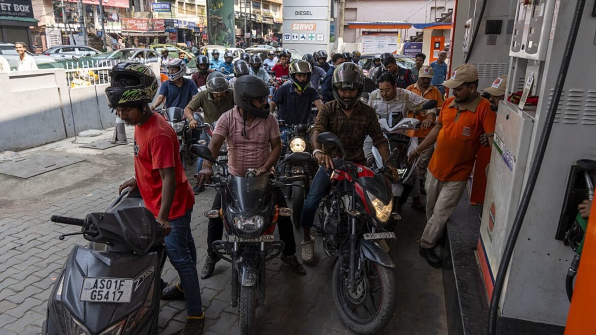 Índia realiza sua primeira compra de petróleo iraniano em sete anos