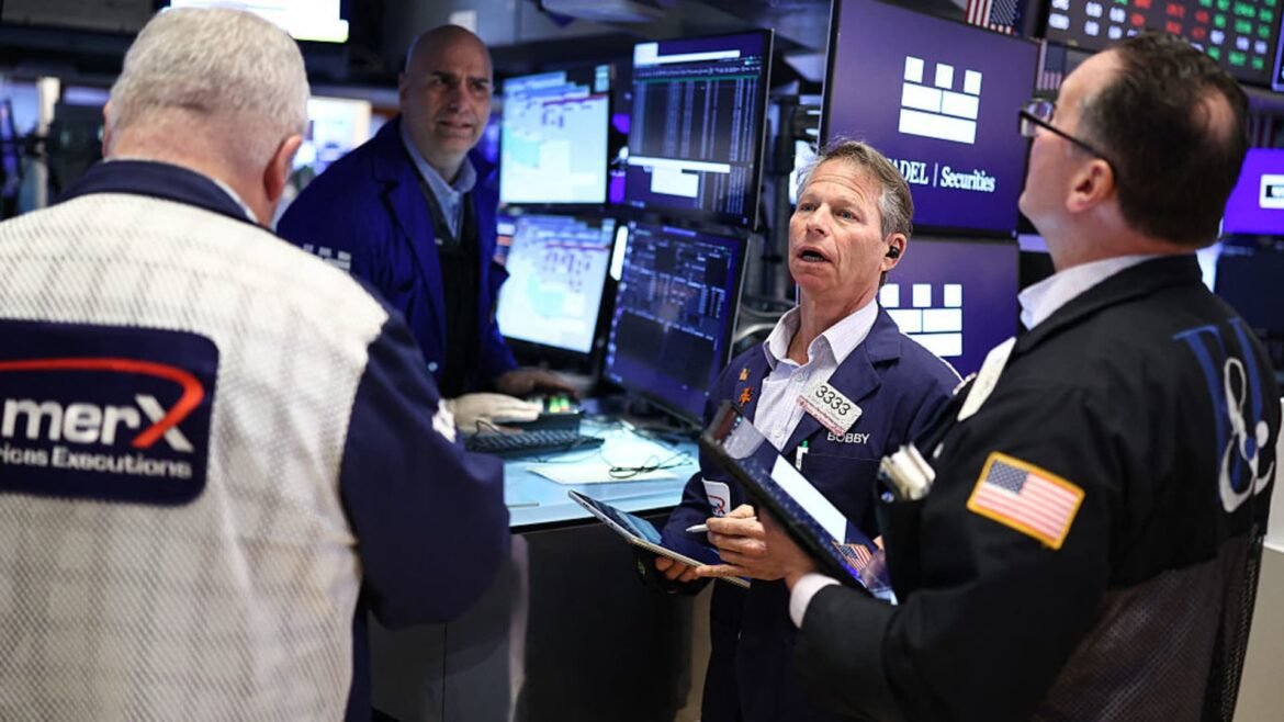 JPMorgan eleva a meta do S&P 500 à medida que o modelo Mythos fortalece o comércio de IA