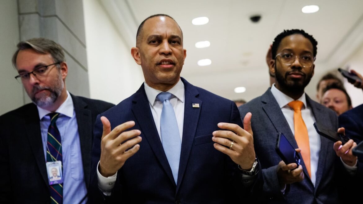 Juíza da Virgínia anula resultado do referendo sobre redistritamento.