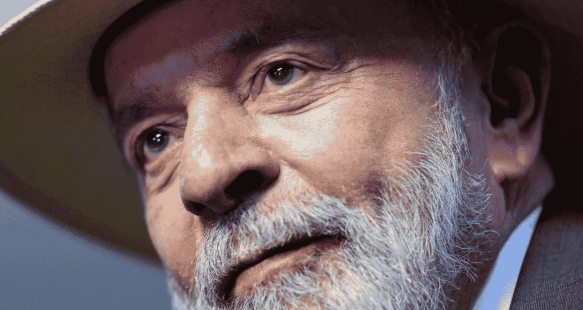 Médico afirma que lesão de pele de Lula é 'a mais comum do mundo' e presidente não terá restrições.