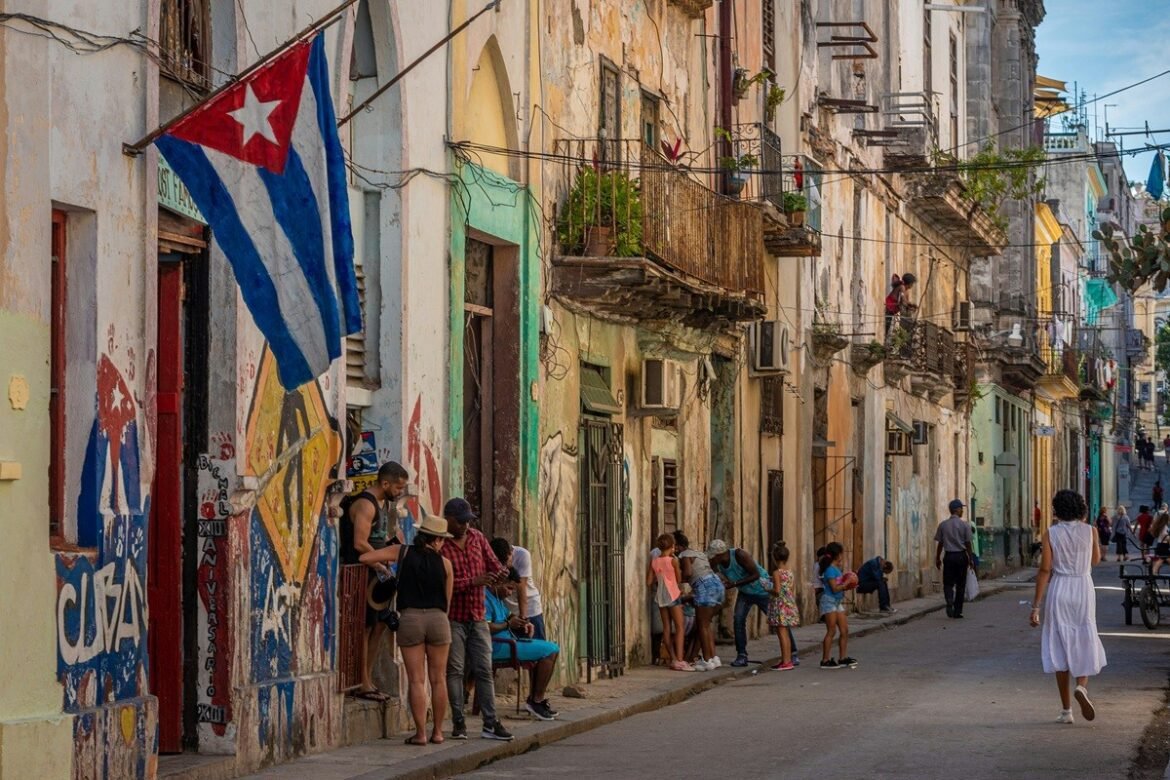 Rússia oferece apoio a Cuba para enfrentar as ameaças e pressões dos EUA