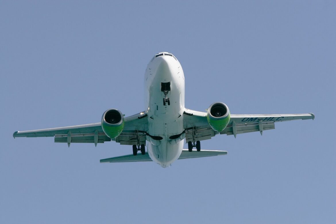 Após o colapso da Spirit, governo Trump opta por não resgatar companhias aéreas de baixo custo nos EUA.