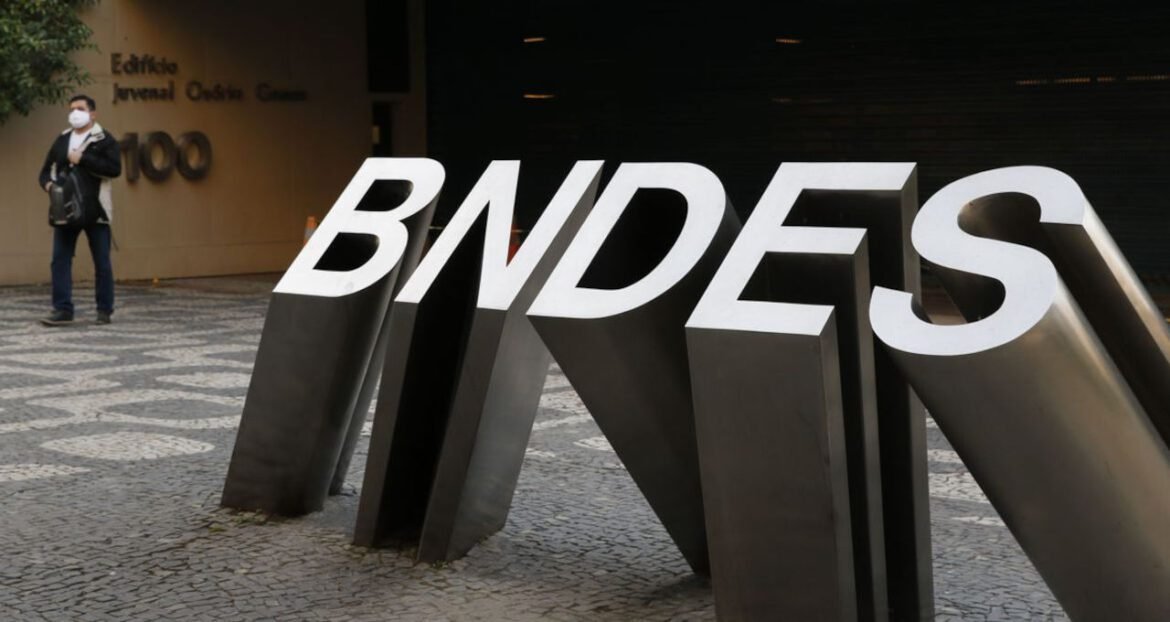 BNDES registra lucro de R$ 3,1 bilhões no 1º trimestre, aumento de 17%