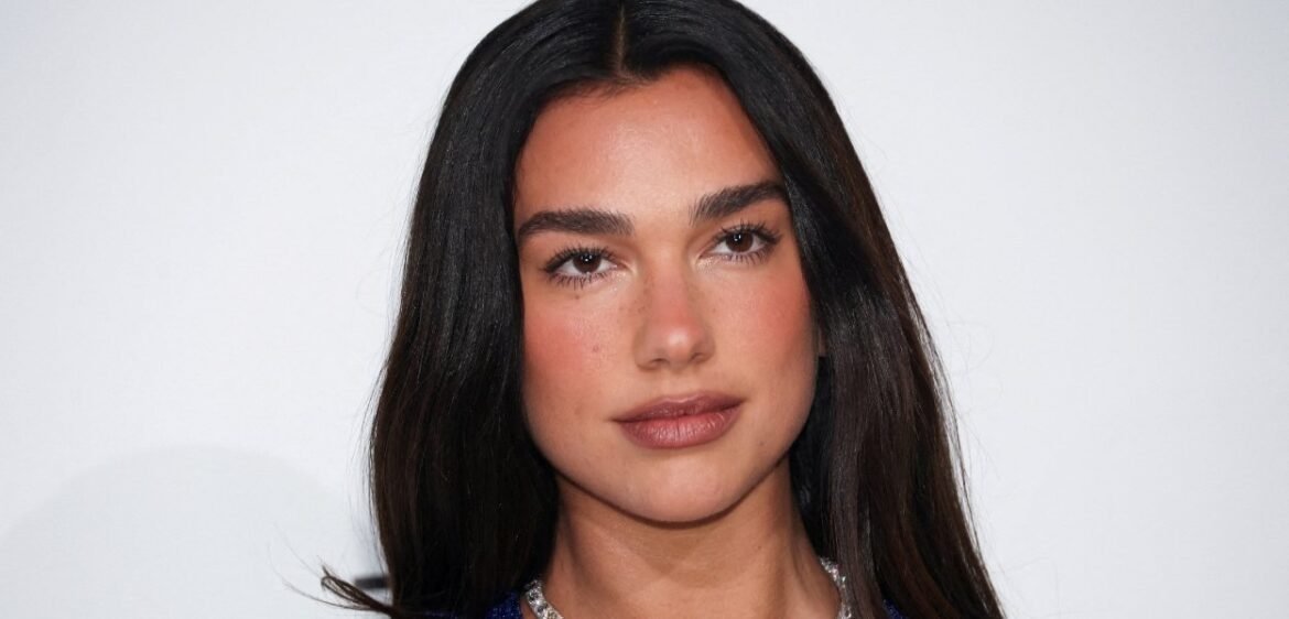 Dua Lipa processa Samsung por indenização milionária após ser ignorada
