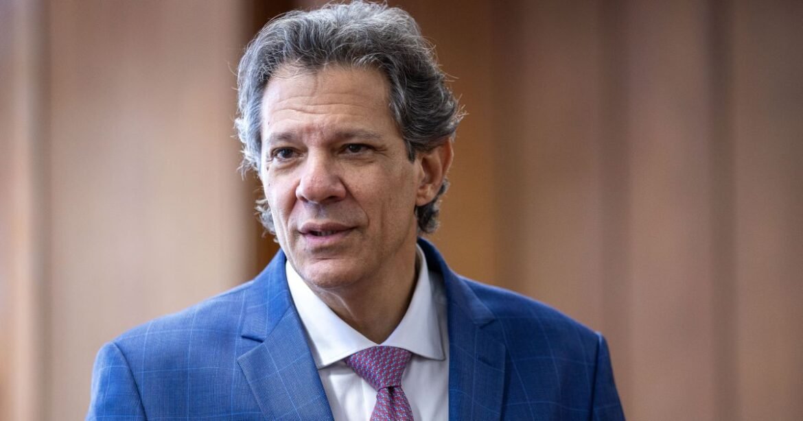 Haddad: Conflito de Trump é sério, mas taxas de juros poderiam ter recuado mais.