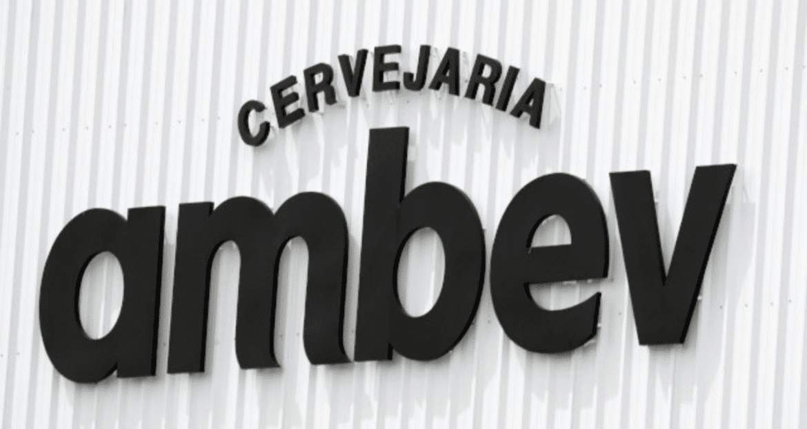 Lucro da Ambev (ABEV3) cresce 2,1% no primeiro trimestre; conselho aprova novo JCP de R$ 700 milhões