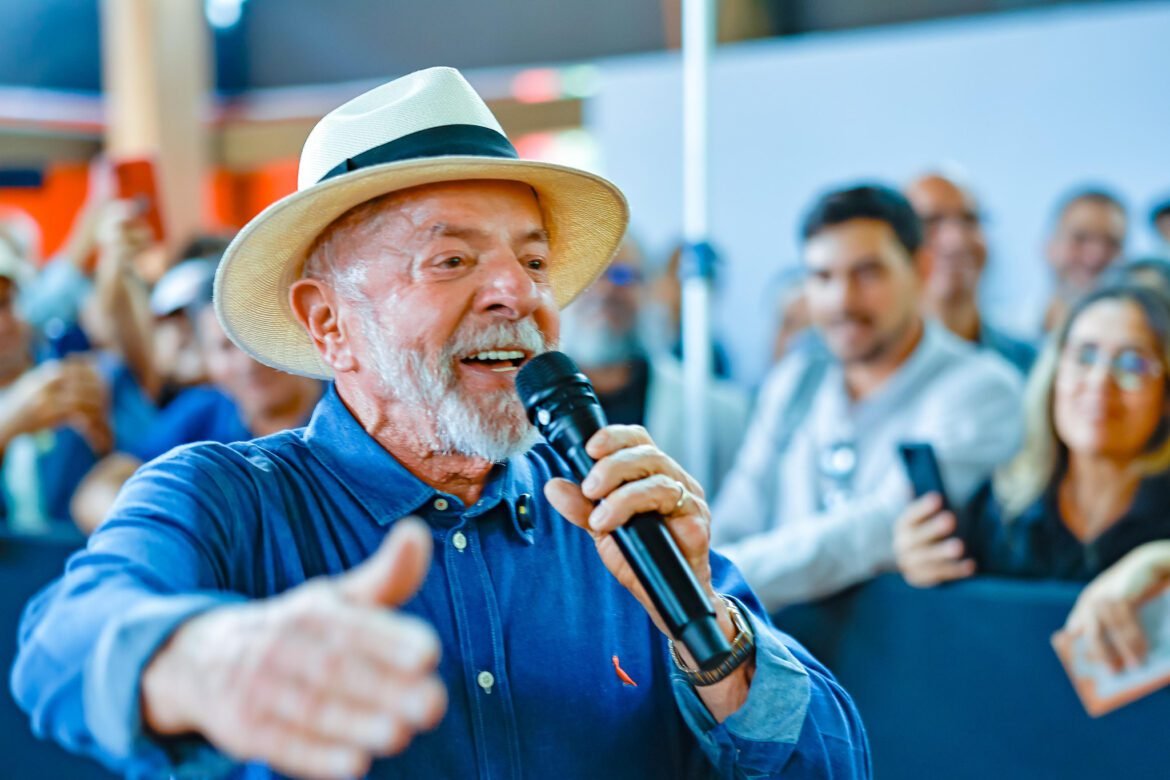 Lula à frente na corrida presidencial em MG, segundo pesquisa RealTime/Big Data