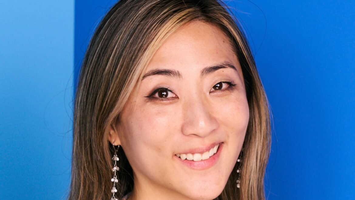 Mulher de 33 anos conseguiu emprego em tecnologia de $165 mil após enviar isso junto com sua nota de agradecimento.