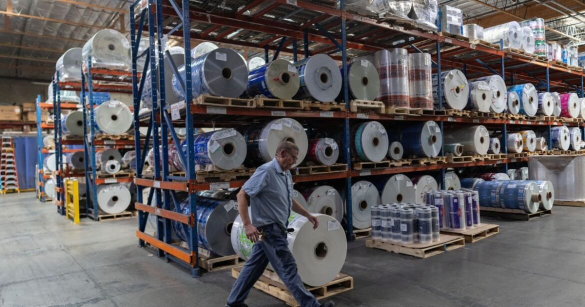 PIB dos EUA teve revisão para baixo e agora é de 1,6% no primeiro trimestre