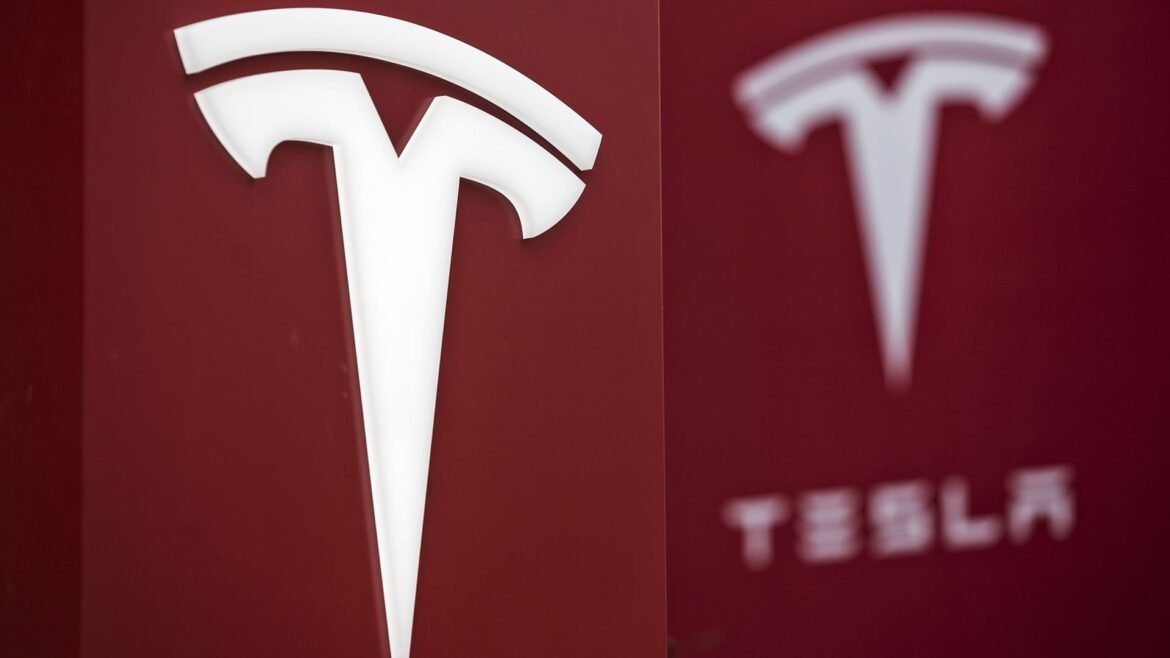 Tesla aumenta os preços do Model Y nos EUA pela primeira vez em dois anos.