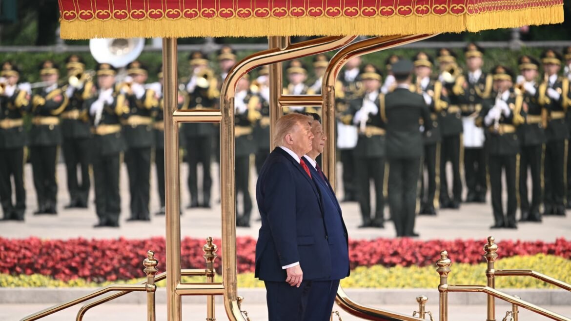 Trump e Xi iniciam cúpula na primeira visita presidencial dos EUA a Pequim em quase uma década