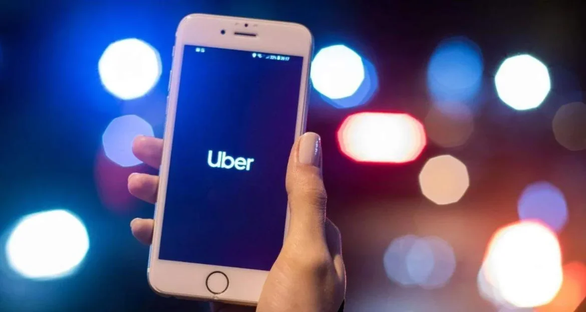 Uber se aventura no setor de hospedagem com parceria estratégica com a Expedia