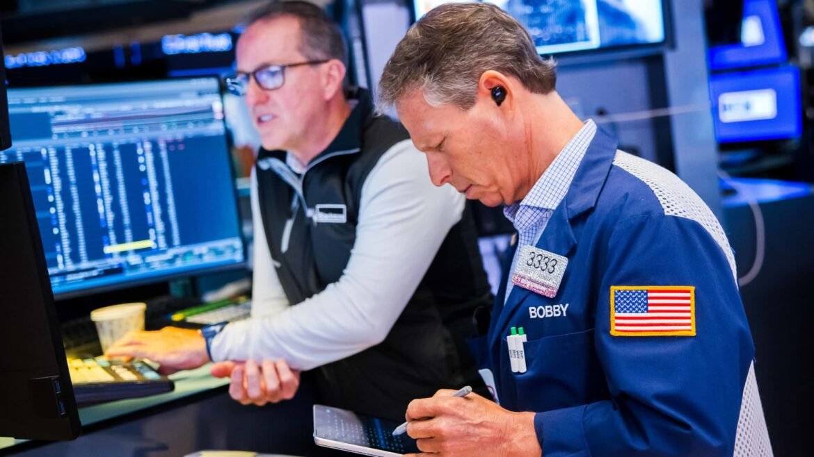5 Aspectos para Ficar Atento Antes da Abertura do Mercado na Segunda-feira