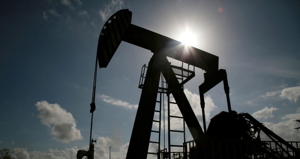 Brasil lidera a expansão e destaca a América do Sul como o novo epicentro do petróleo global. Confira!