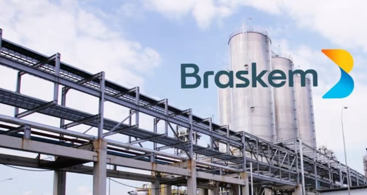 Braskem (BRKM5) despenca mais de 11% após ser processada na Justiça Federal