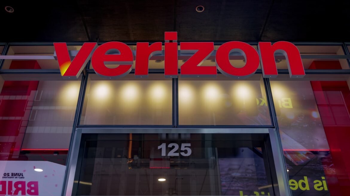 Compre Verizon em vez de Alphabet se a história das mudanças no Dow for um indicativo.