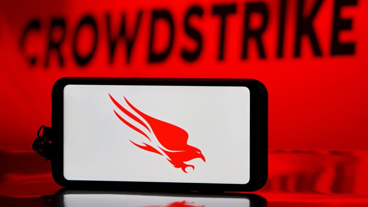 CrowdStrike valoriza 80% desde abril, e a Terranova afirma que ainda é uma boa compra.