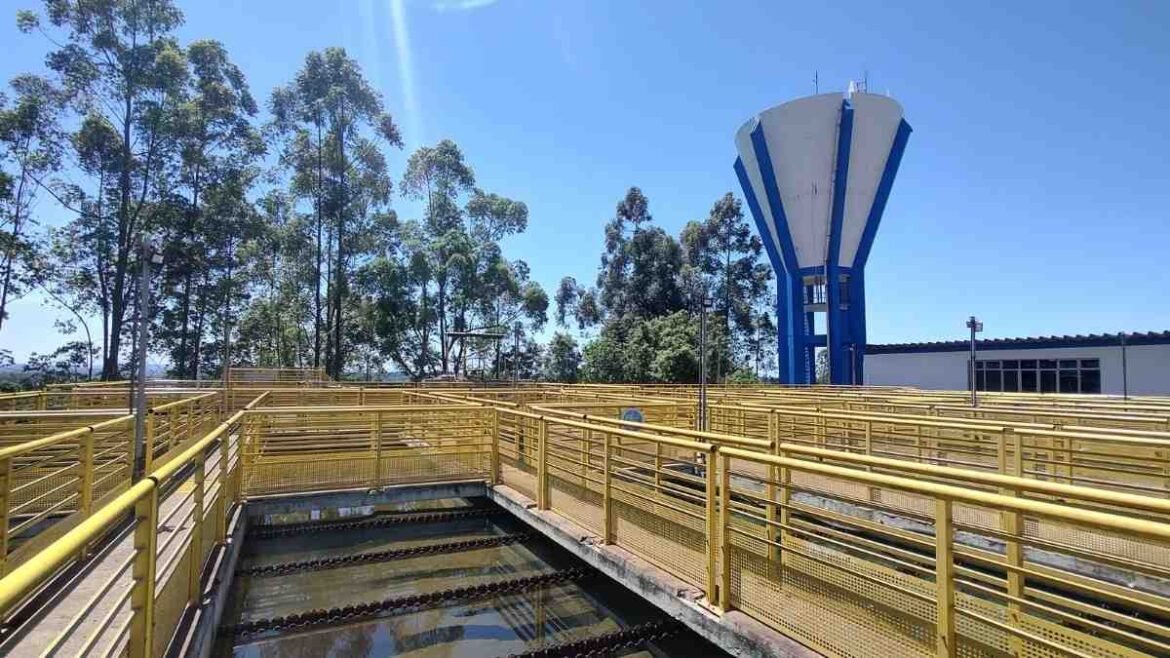 Fitch reavalia classificação da Aegea e mantém perspectiva estável