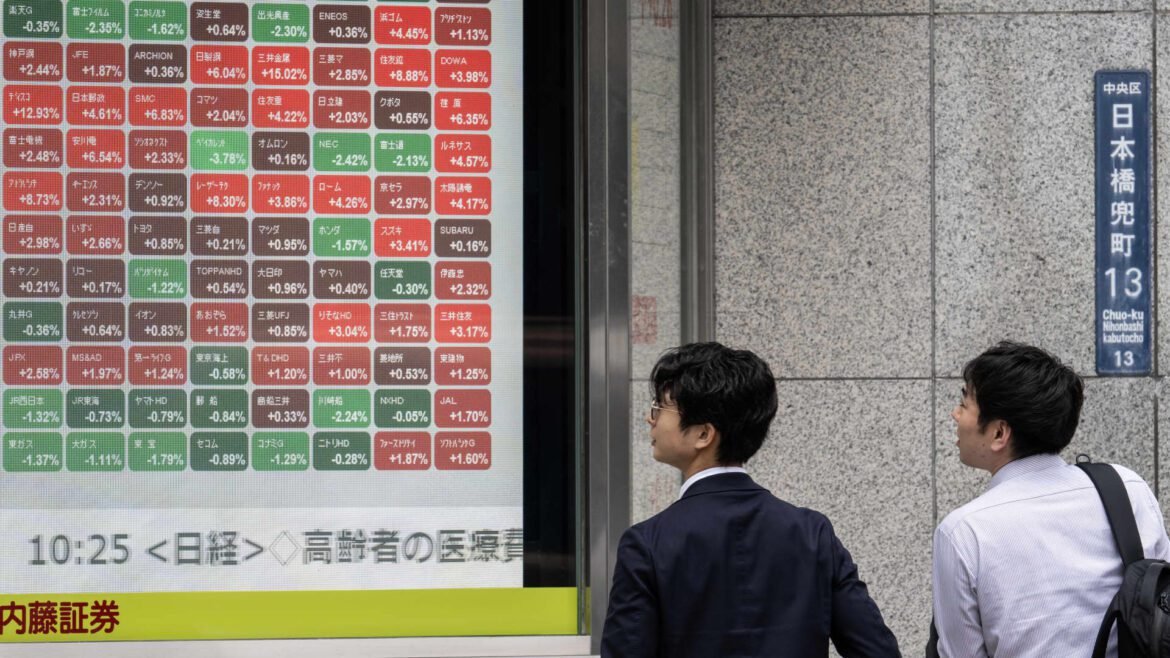 Kospi da Coreia do Sul amplia trajetória histórica enquanto mercados asiáticos apresentam resultados mistos; Samsung e SK Hynix alcançam máximas históricas.