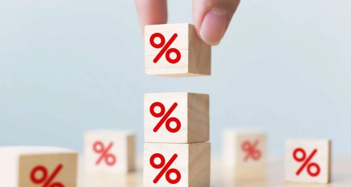 Taxas de DIs sobem pelo 6º dia consecutivo com reprecificação da Selic