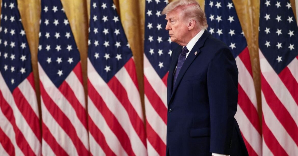 Trump elogia novo membro do Fed após manutenção das taxas de juros nos EUA