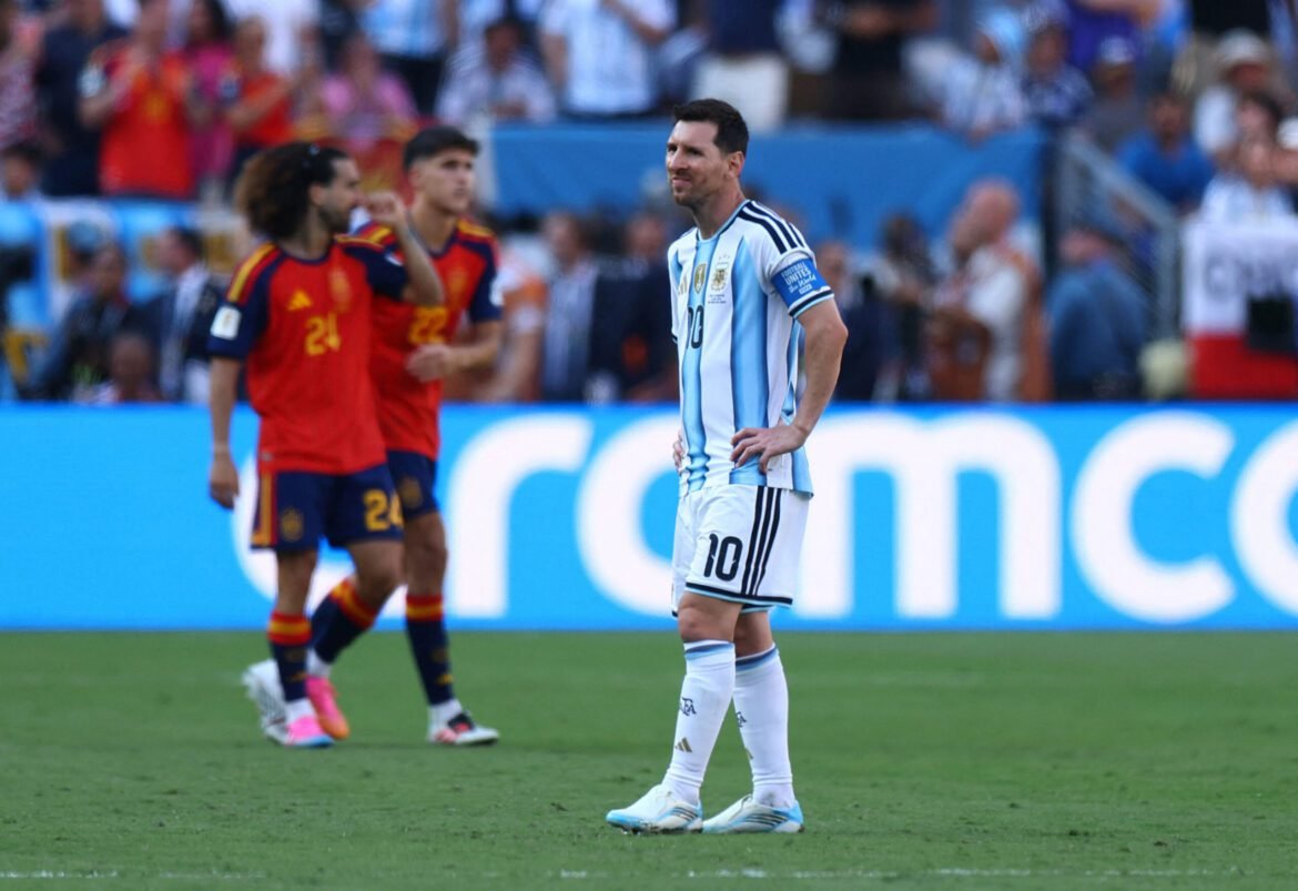 Após o fim da Copa, a eleição passa a influenciar o mercado.