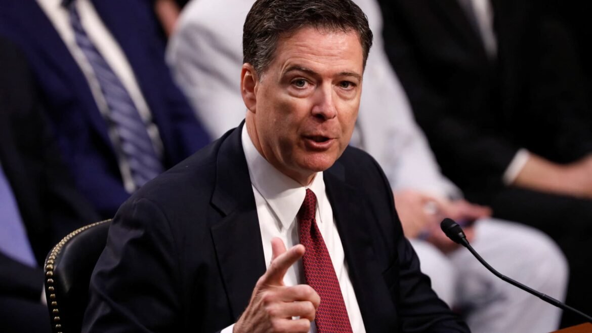 Comey pede arquivamento do caso de ameaça de Trump 8647