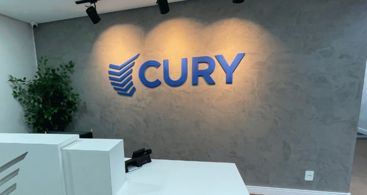 Cury (CURY3) registra aumento nas lançamentos, mas vendas líquidas recuam no 2T26