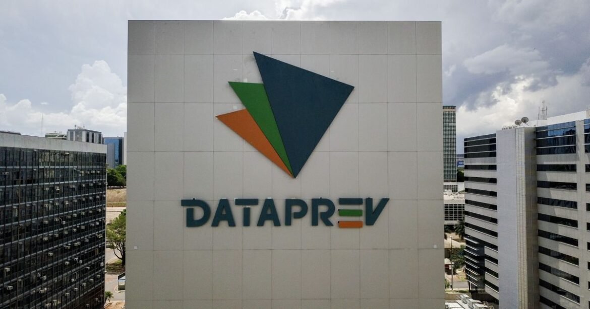Dataprev lança concurso com salários de até R$ 10 mil; descubra como se inscrever