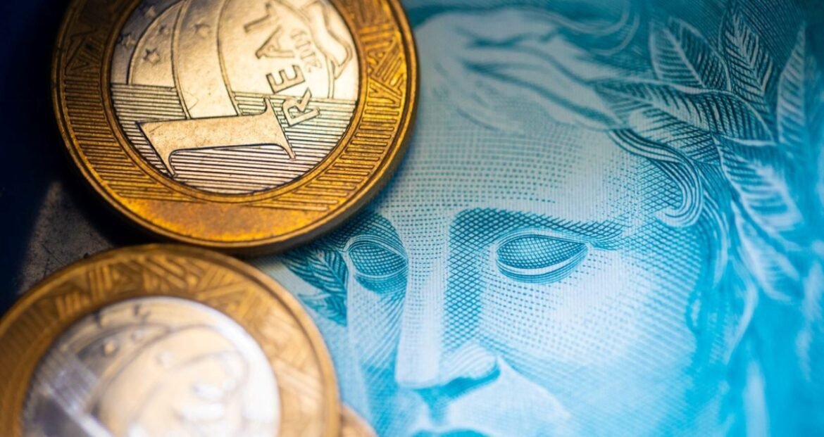Mais brasileiros optam por reduzir impostos a escolher serviços públicos gratuitos.