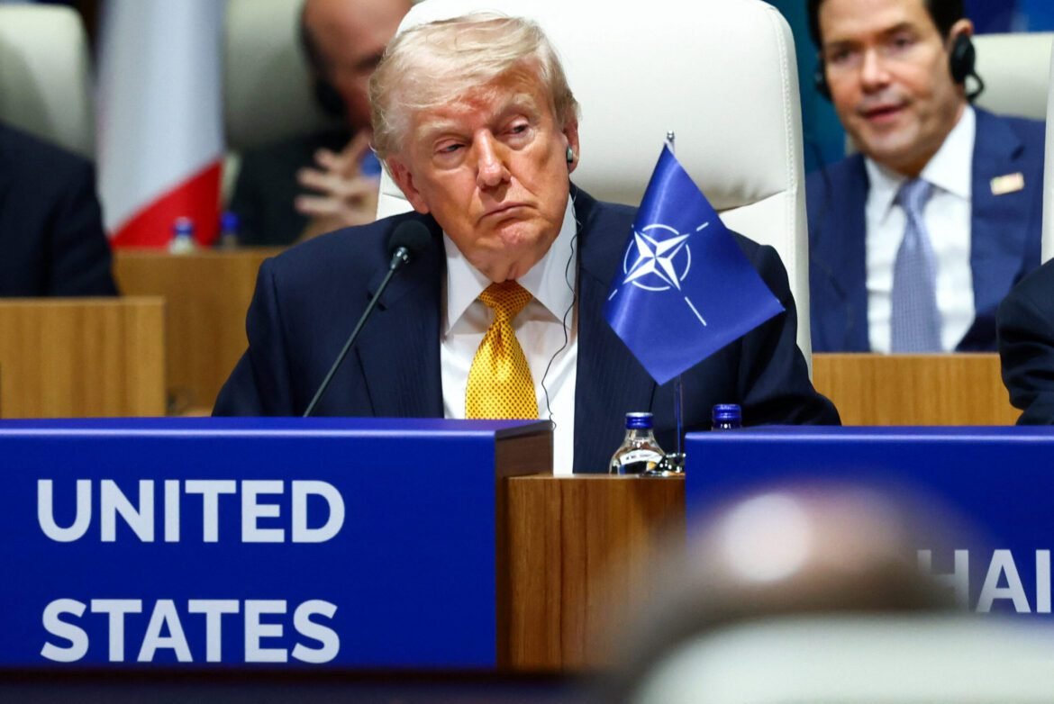 Trump determina suspensão do comércio dos EUA com a Espanha por conta de gastos com a Otan e Irã.